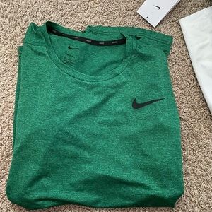 Nike Dry-Fit T-Shirt